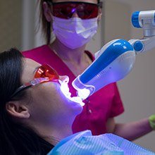 Patient receiving zoom whitening